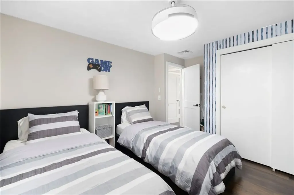 54 Salem Avenue Cranston RI 02920