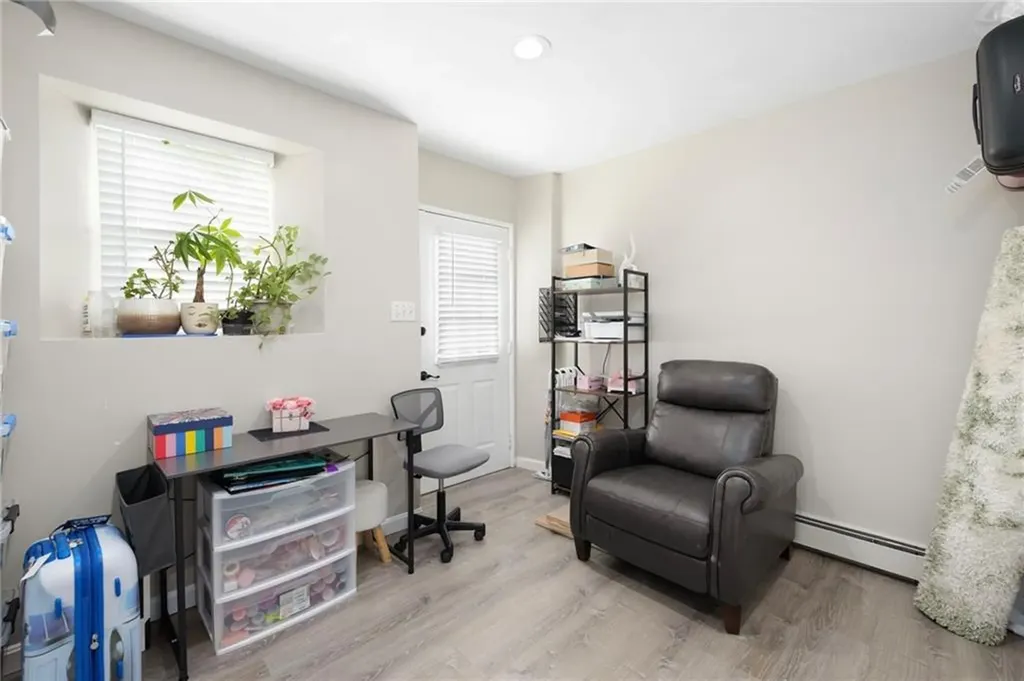 54 Salem Avenue Cranston RI 02920