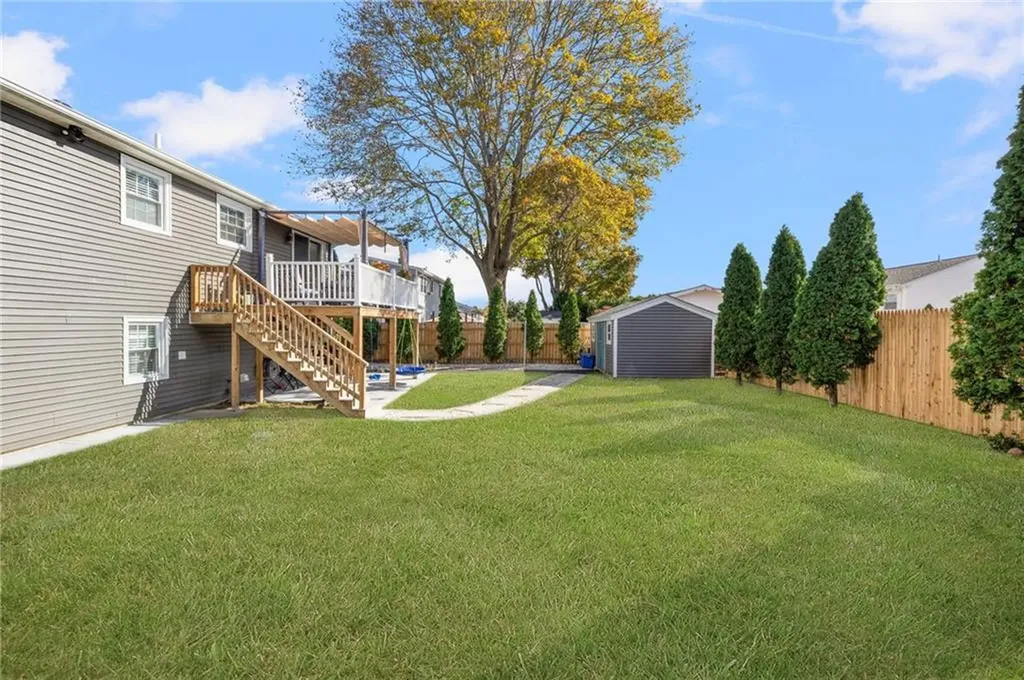 54 Salem Avenue Cranston RI 02920