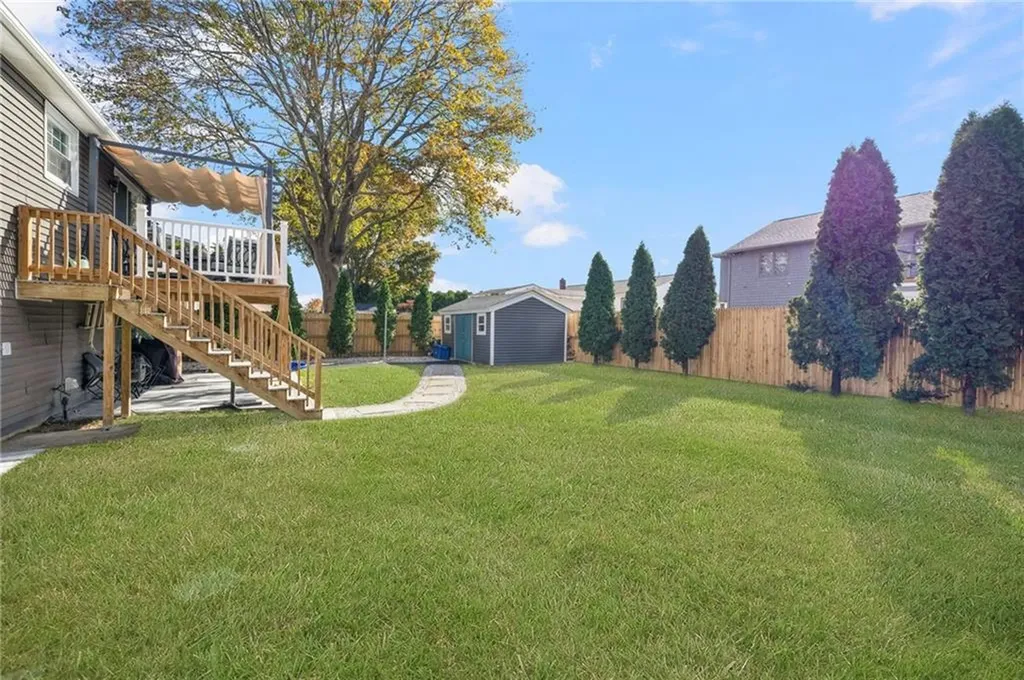 54 Salem Avenue Cranston RI 02920