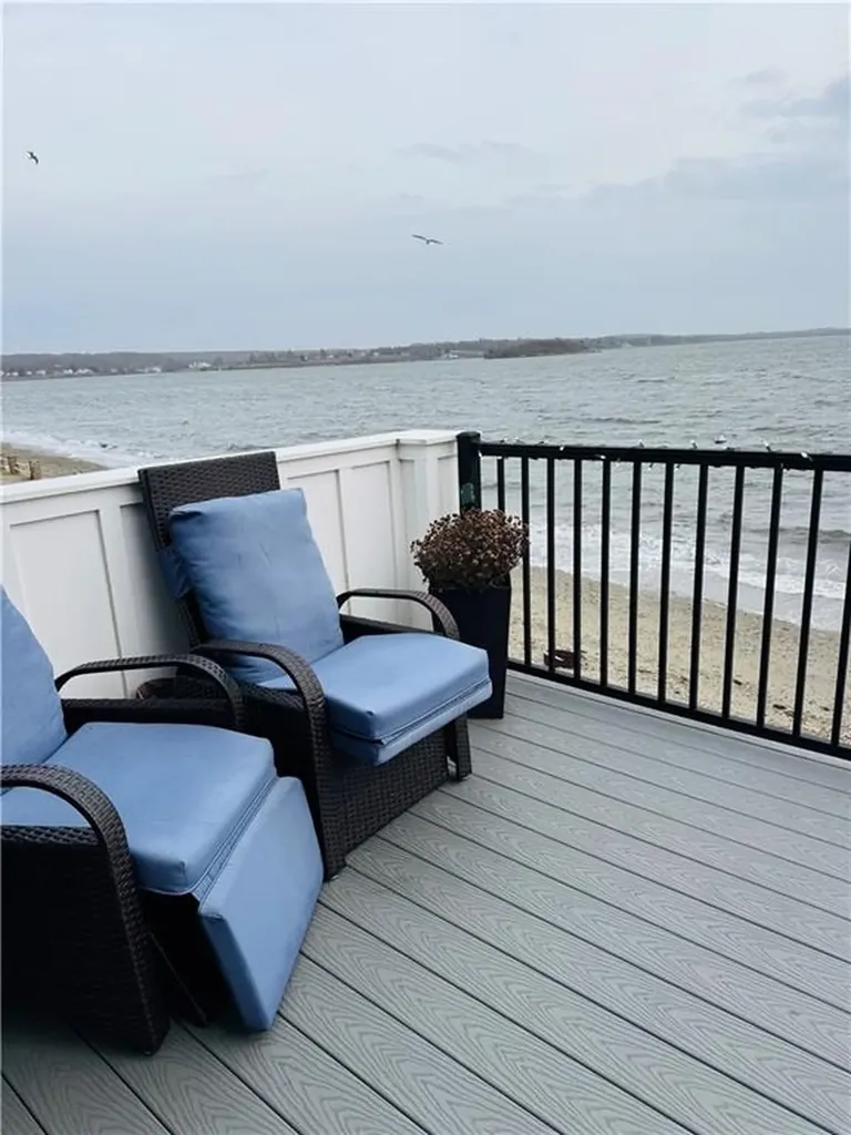 395 Park Avenue Portsmouth RI 02871