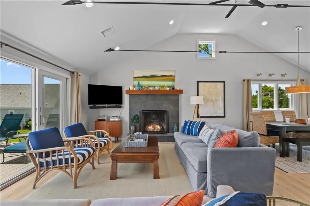 49 Ocean Drive Little Compton RI 02837