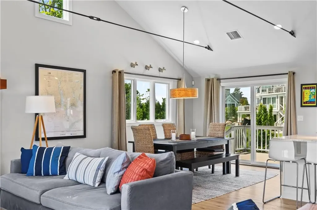 49 Ocean Drive Little Compton RI 02837