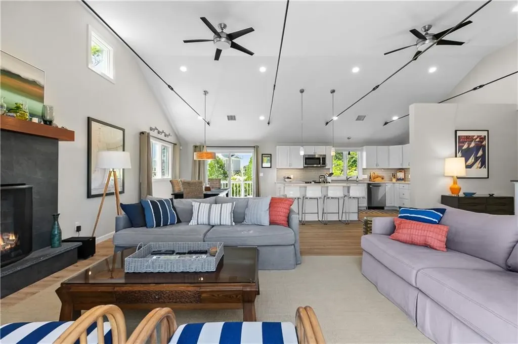 49 Ocean Drive Little Compton RI 02837