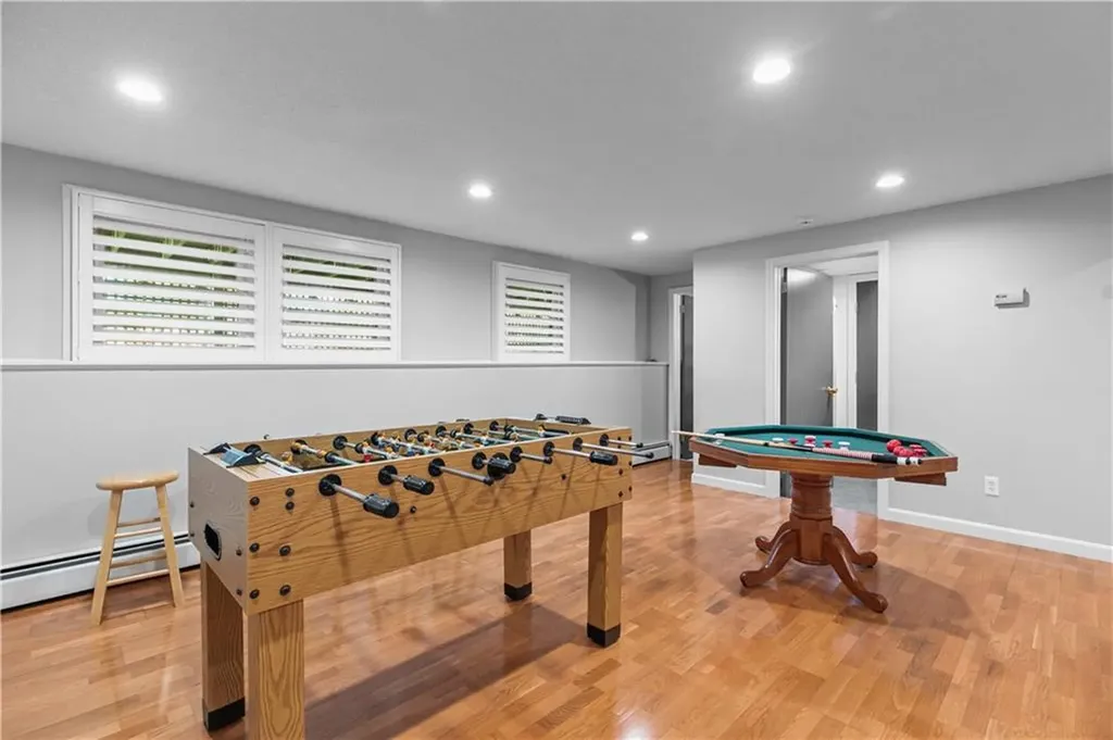 49 Ocean Drive Little Compton RI 02837