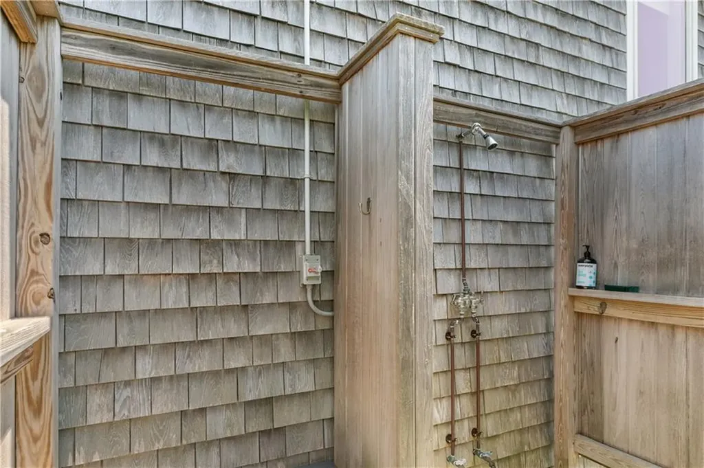 49 Ocean Drive Little Compton RI 02837