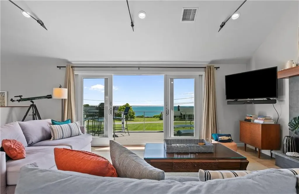 49 Ocean Drive Little Compton RI 02837