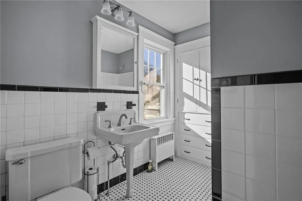 58 Youngs Avenue West Warwick RI 02893