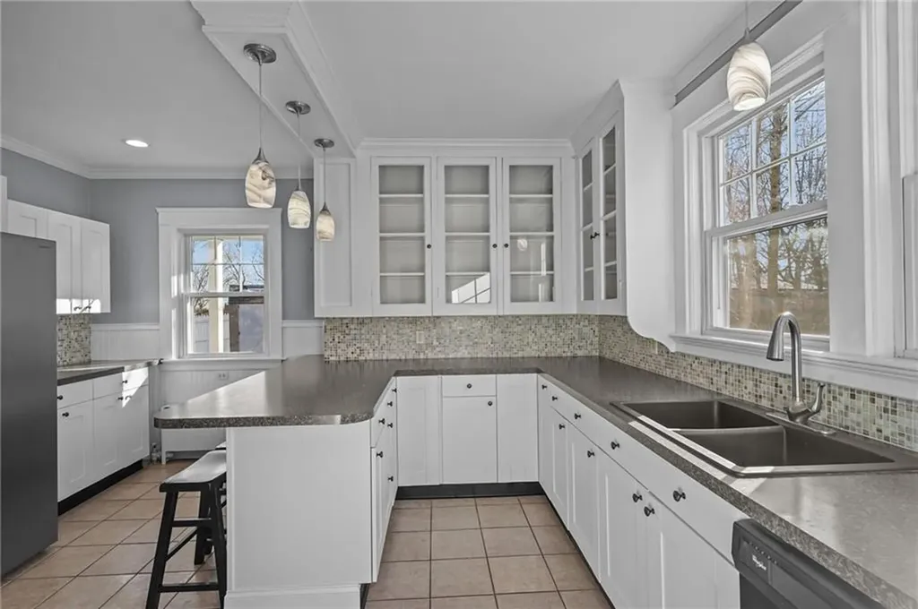 58 Youngs Avenue West Warwick RI 02893