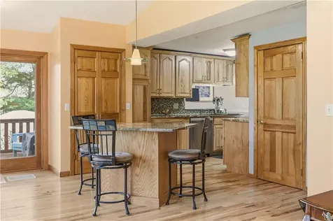 1282 East Road Tiverton RI 02878