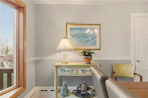 1282 East Road Tiverton RI 02878