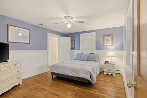 1282 East Road Tiverton RI 02878