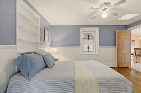 1282 East Road Tiverton RI 02878