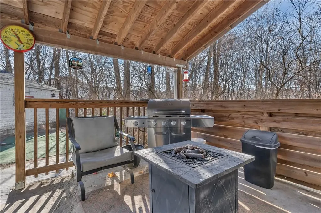 70 W Park Place Woonsocket RI 02895