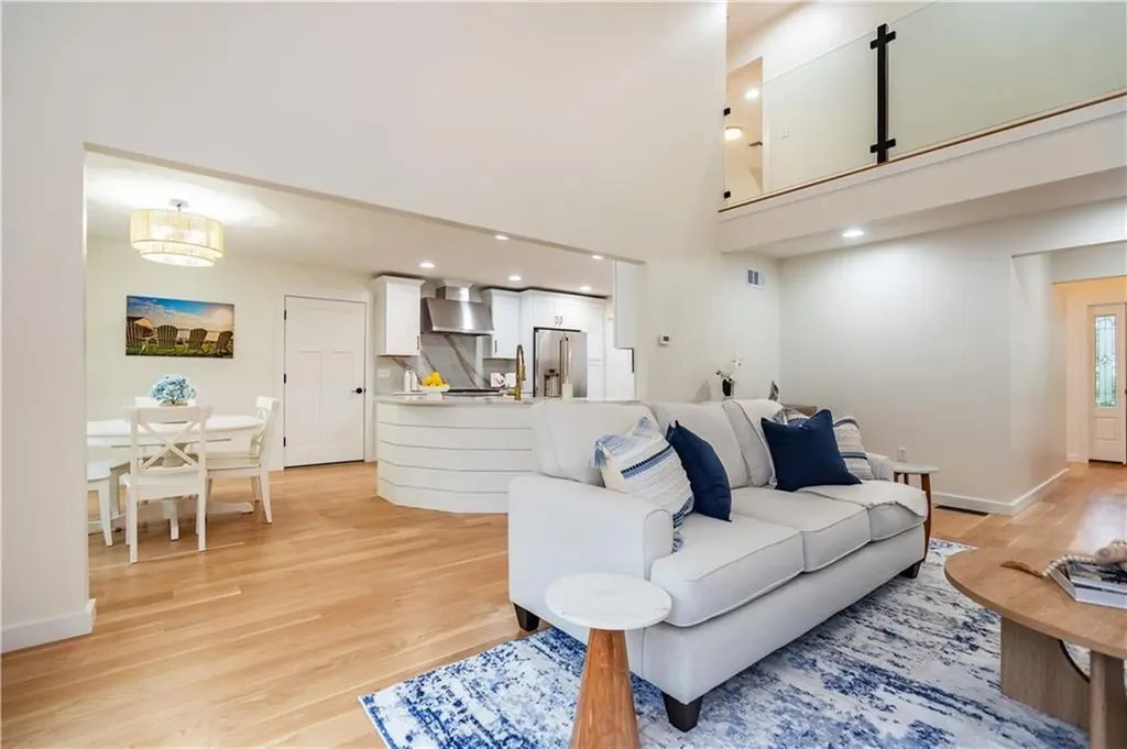 247 Glen Hill Drive North Kingstown RI 02874