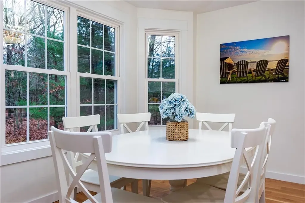 247 Glen Hill Drive North Kingstown RI 02874