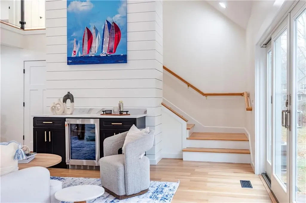 247 Glen Hill Drive North Kingstown RI 02874