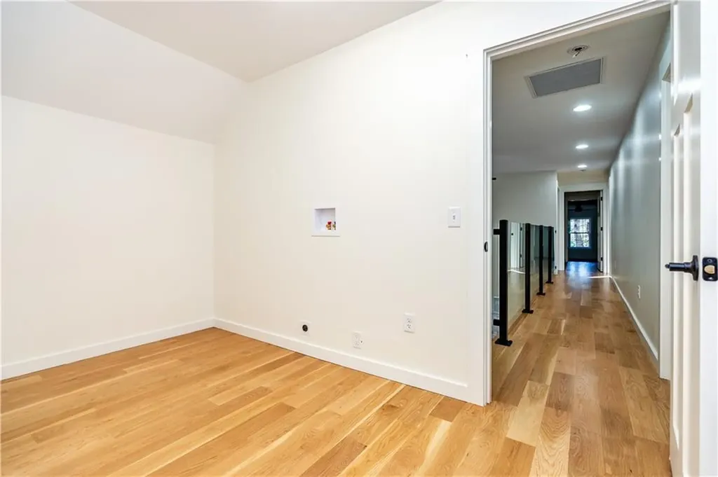 247 Glen Hill Drive North Kingstown RI 02874