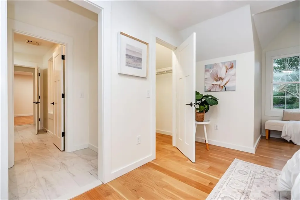 247 Glen Hill Drive North Kingstown RI 02874