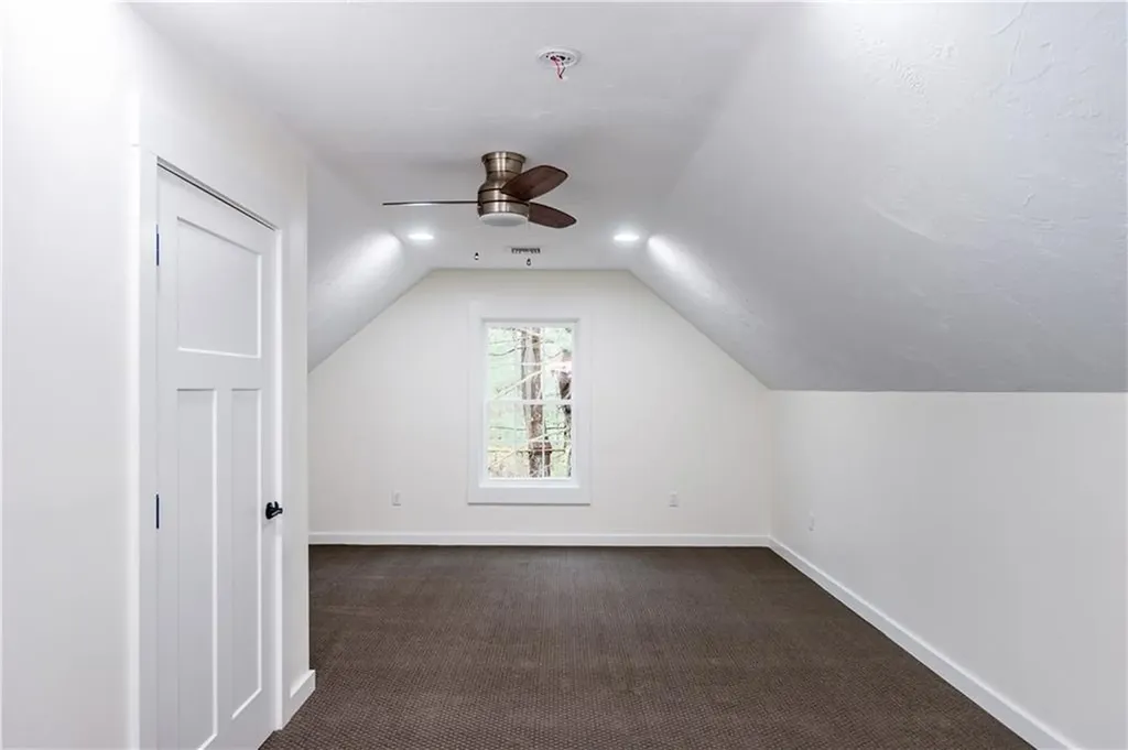 247 Glen Hill Drive North Kingstown RI 02874