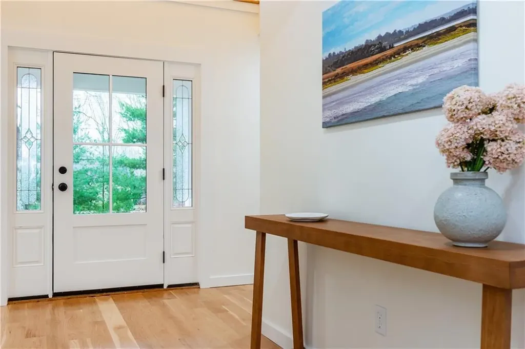 247 Glen Hill Drive North Kingstown RI 02874