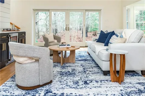 247 Glen Hill Drive North Kingstown RI 02874