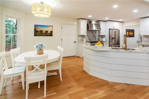 247 Glen Hill Drive North Kingstown RI 02874