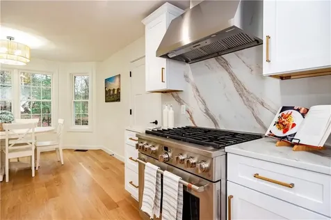 247 Glen Hill Drive North Kingstown RI 02874