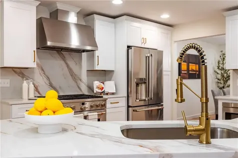 247 Glen Hill Drive North Kingstown RI 02874