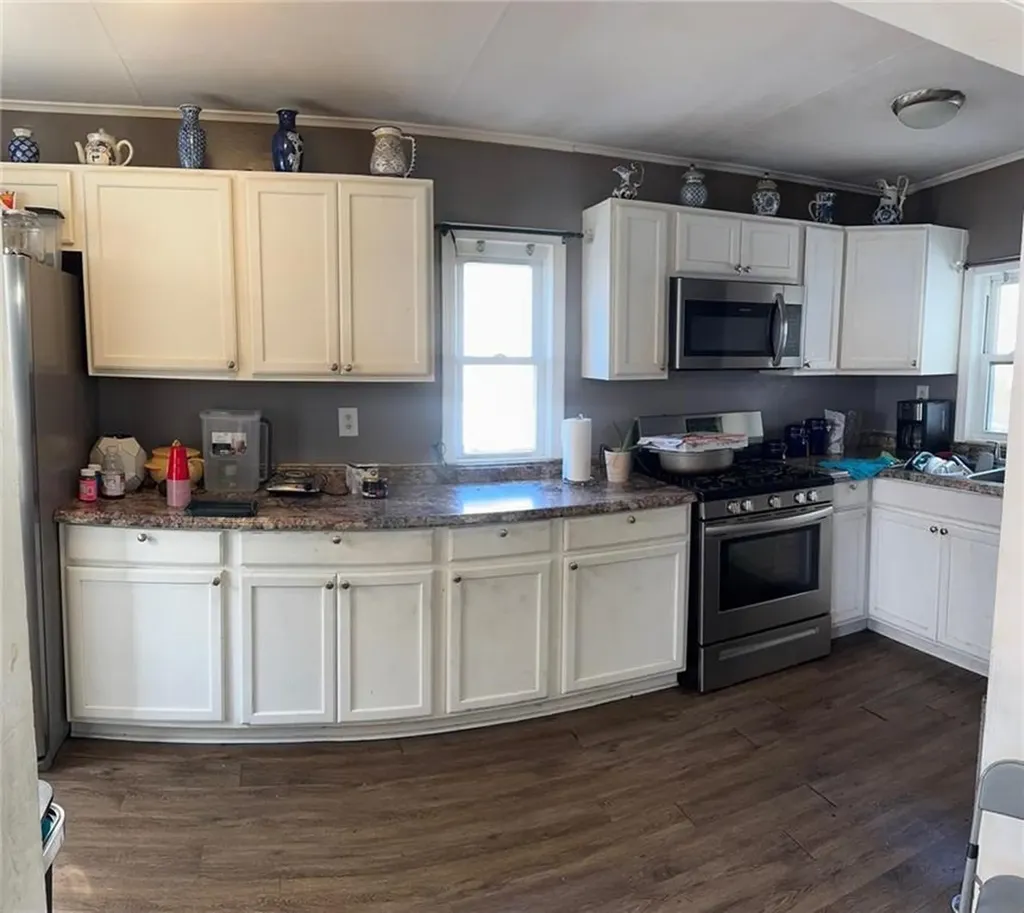 649 Public Street Providence RI 02907