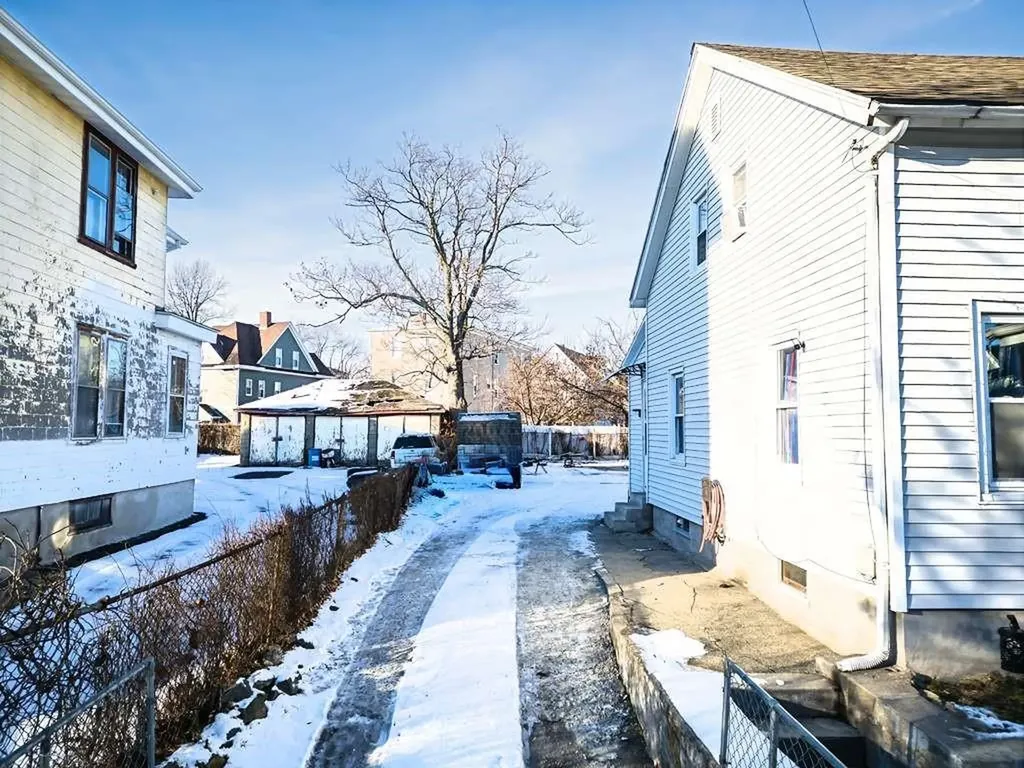 649 Public Street Providence RI 02907