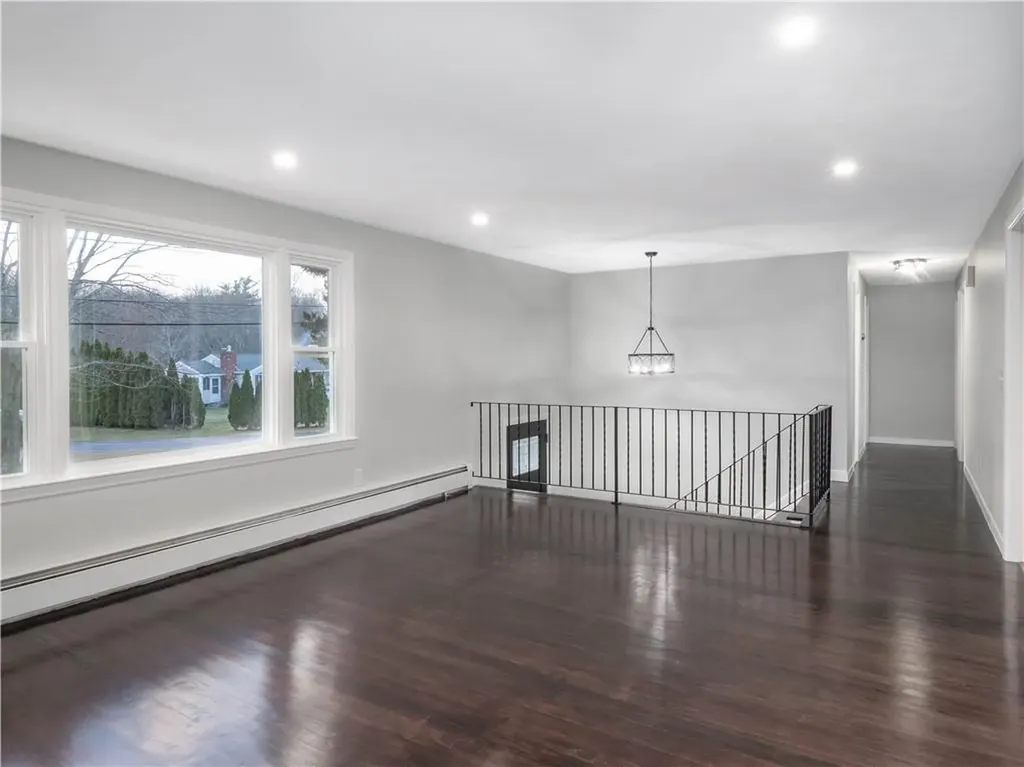 2 Sandalwood Court Coventry RI 02816