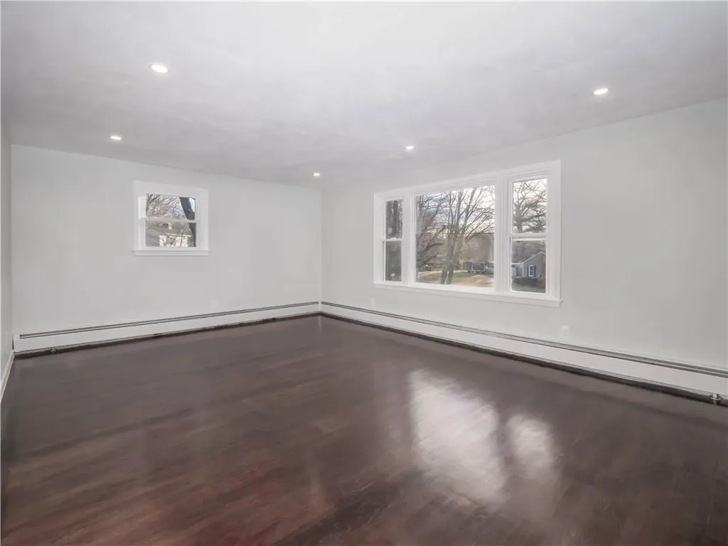 2 Sandalwood Court Coventry RI 02816