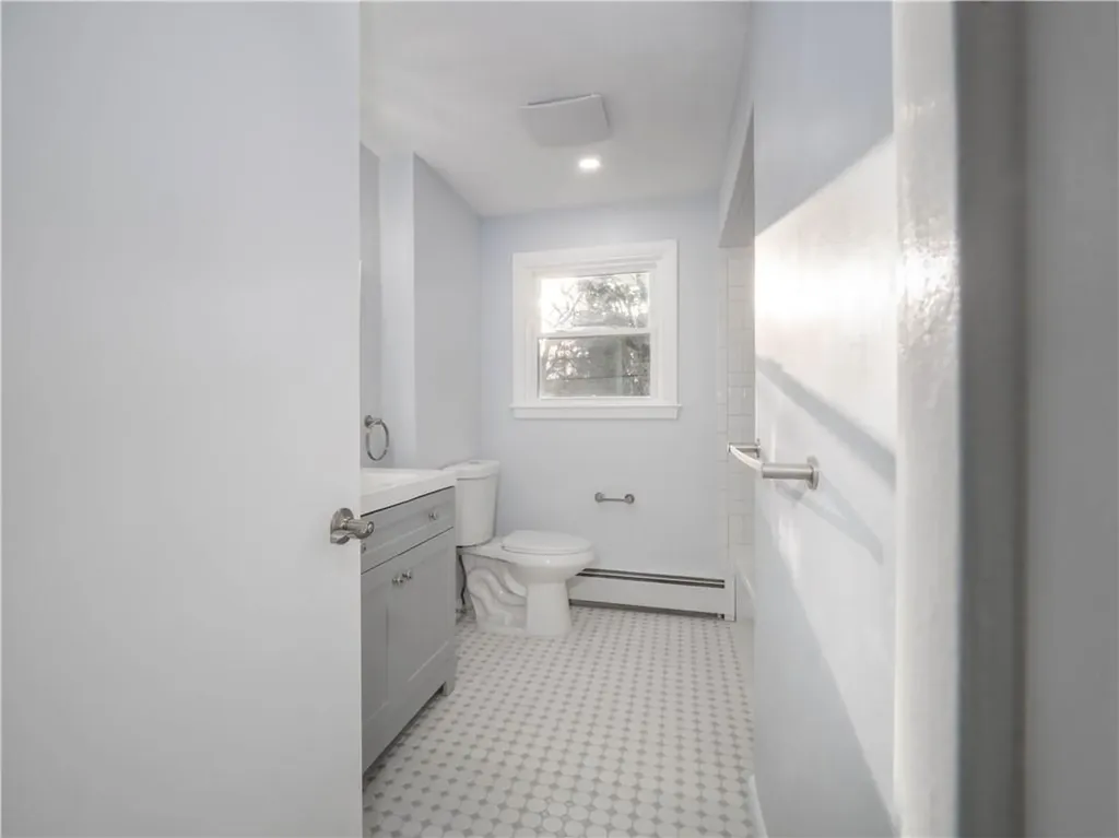 2 Sandalwood Court Coventry RI 02816