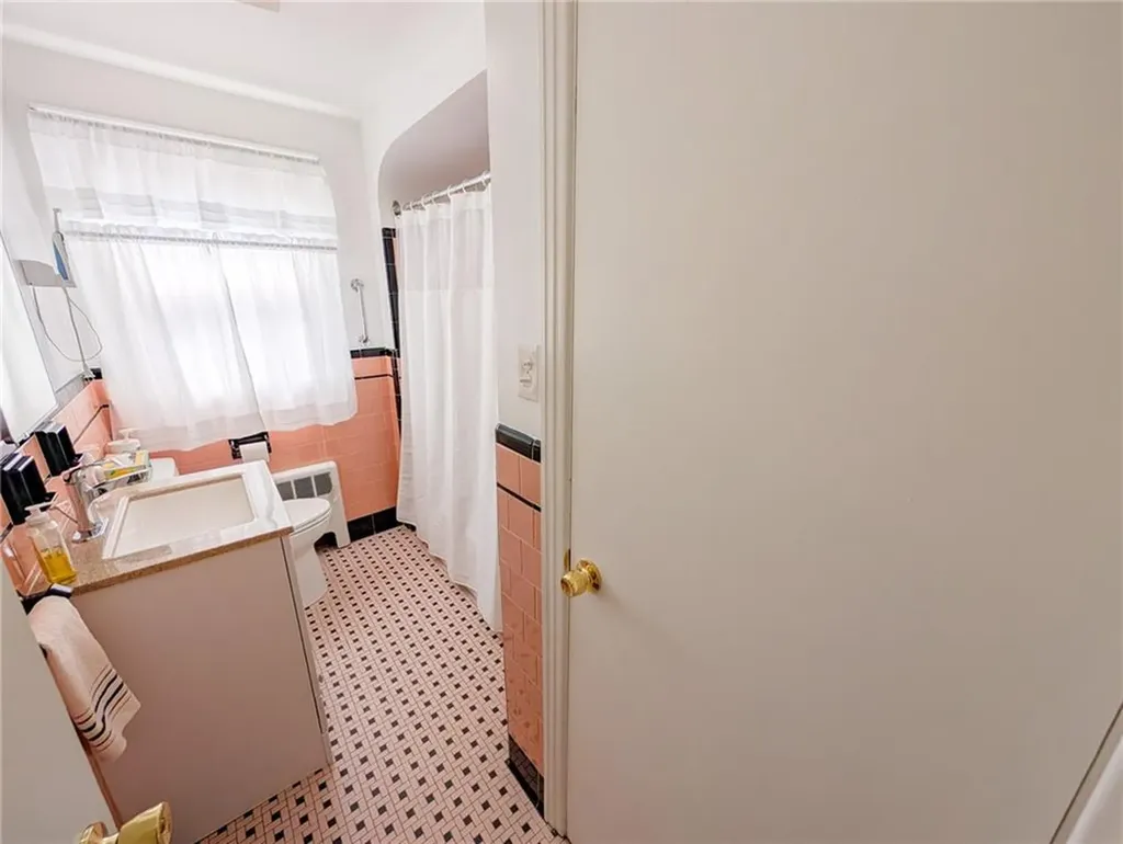 34 Robert Street Pawtucket RI 02861