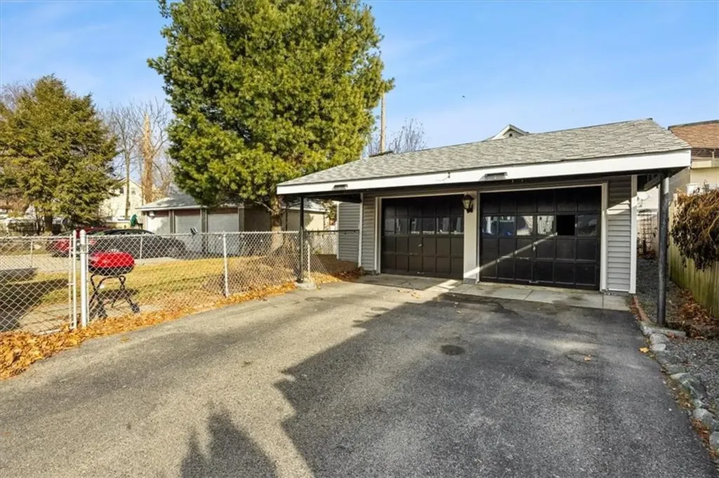 154 Summit Street Pawtucket RI 02860