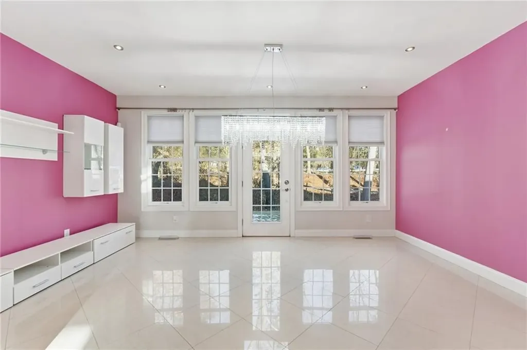 315 Old River Road Lincoln RI 02838