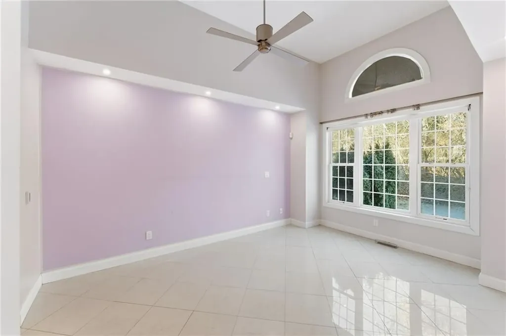 315 Old River Road Lincoln RI 02838