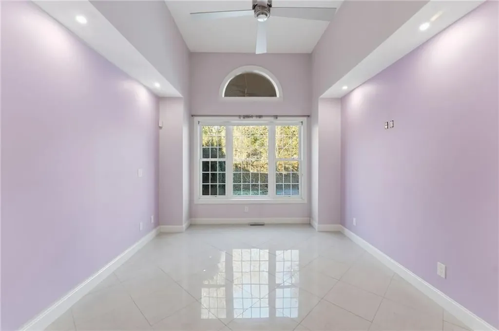 315 Old River Road Lincoln RI 02838