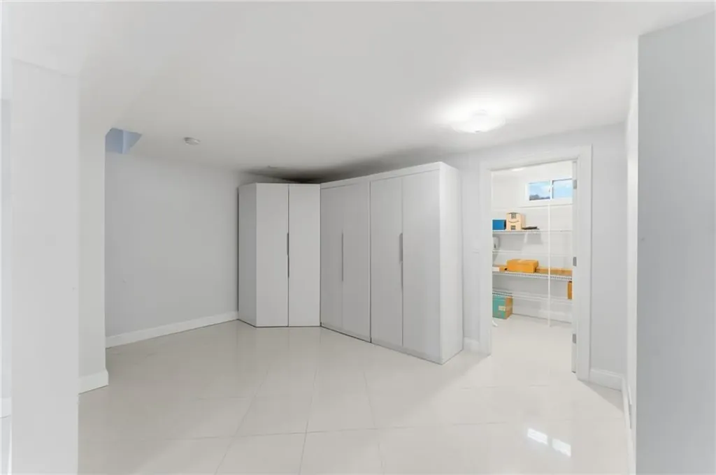 315 Old River Road Lincoln RI 02838