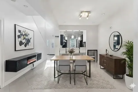 315 Old River Road Lincoln RI 02838