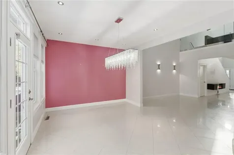 315 Old River Road Lincoln RI 02838