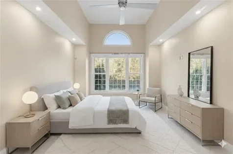 315 Old River Road Lincoln RI 02838