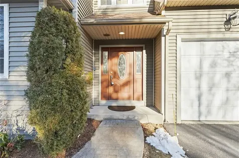 315 Old River Road Lincoln RI 02838