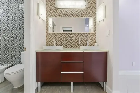 315 Old River Road Lincoln RI 02838