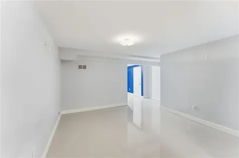 315 Old River Road Lincoln RI 02838