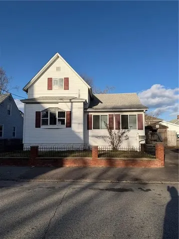 121 Samuel Avenue Pawtucket RI 02860