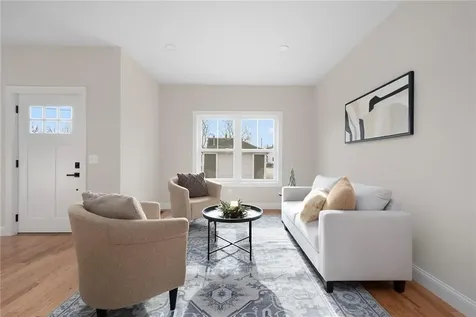 39 Winsor Street East Providence RI 02914