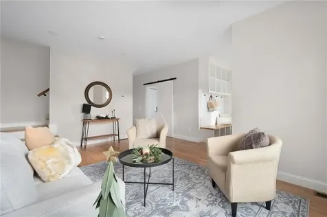 39 Winsor Street East Providence RI 02914