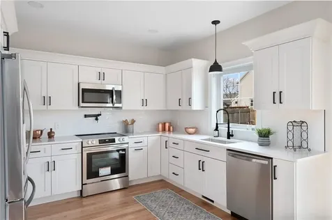 39 Winsor Street East Providence RI 02914